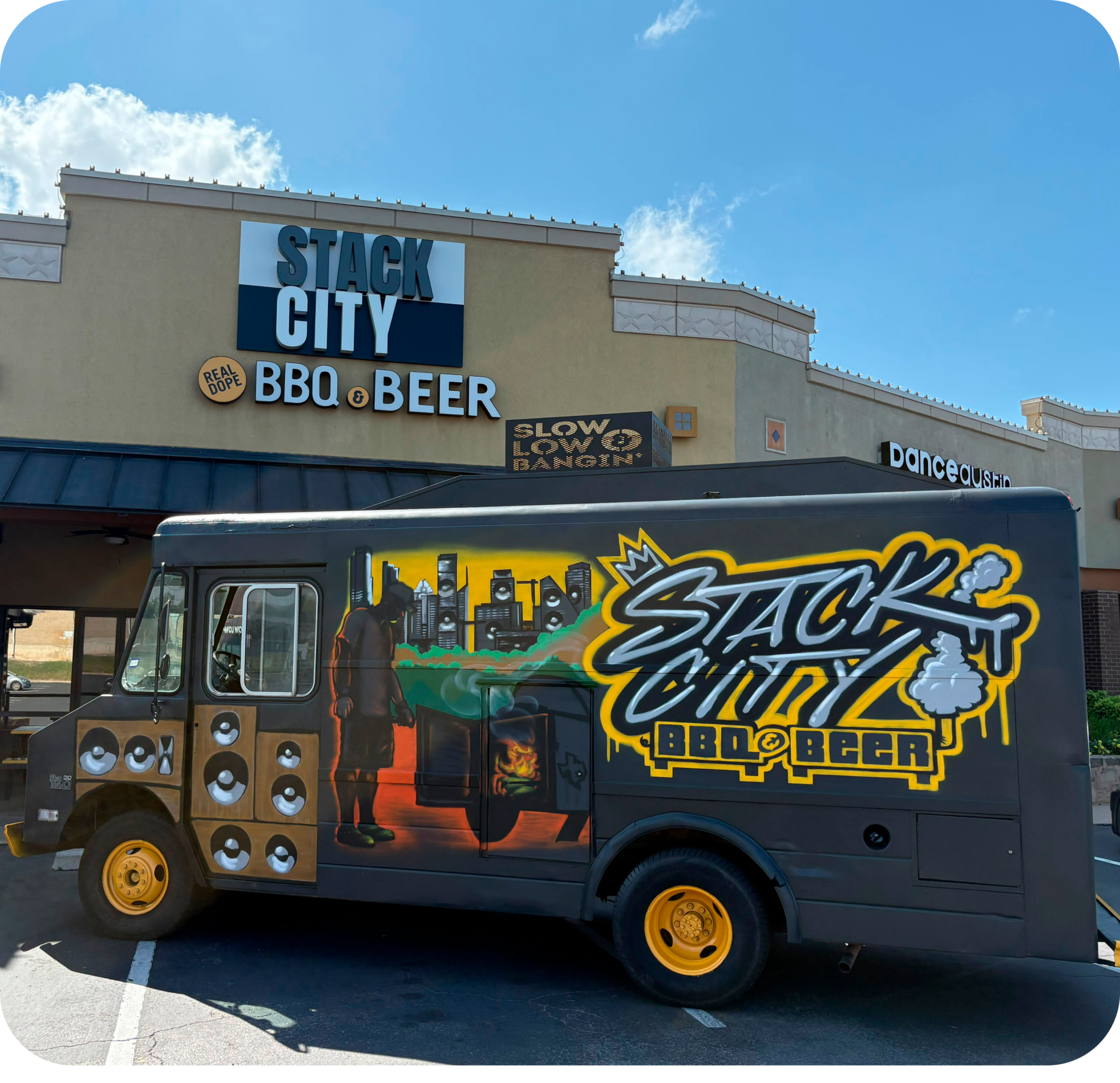 SLAB BBQ & Beer